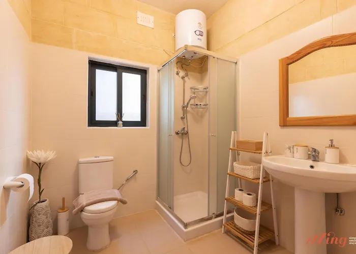 Pet Friendly Penthouse, Rooftop Jacuzzi With Views Appartamento