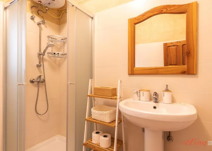 Appartement Pet Friendly Penthouse, Rooftop Jacuzzi With Views